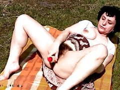 DirtySexNet presents: Mature outdoor r20