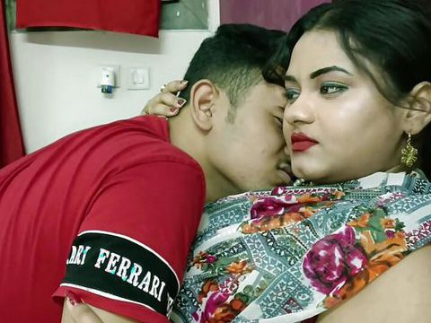 DirtySexNet presents: Desi hot couple softcore sex! homemade sex with clear audio